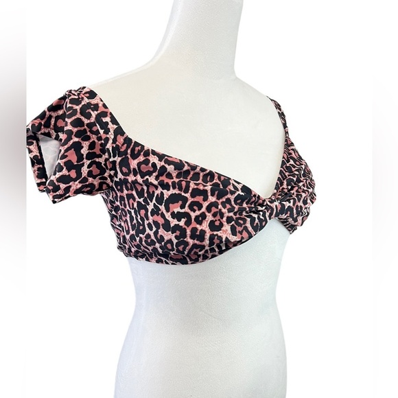 Womens XL Leopard Cropped top - Picture 3 of 4